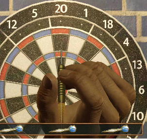 img/darts-c.jpg